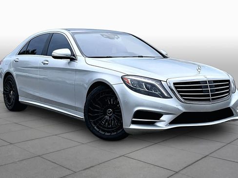 Used 2015 Mercedes-Benz S 550 Sedan image 3