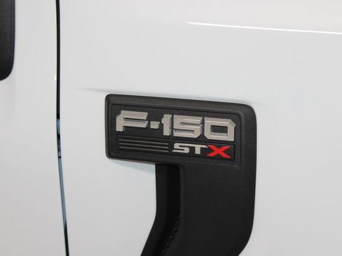 Used 2021 Ford F150 XL w/ STX Appearance Package RWD image 12