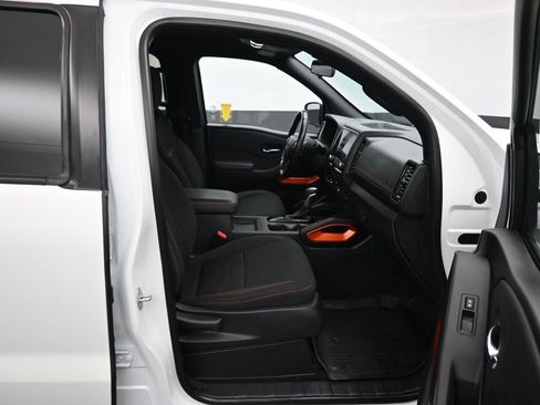 Used 2022 Nissan Frontier PRO-4X w/ Off-Road Protection Package AWD/4WD image 45