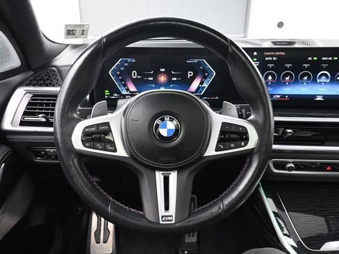 Used 2023 BMW X7 M60i w/ Executive Package AWD/4WD image 28