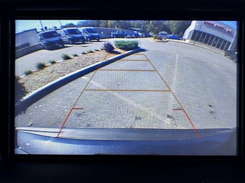 Used 2020 Chevrolet Suburban LT image 31