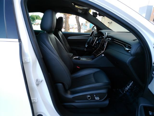 Used 2024 Maserati Grecale GT AWD/4WD image 22