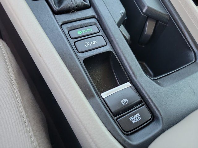 Used 2025 Honda Accord SE image 13