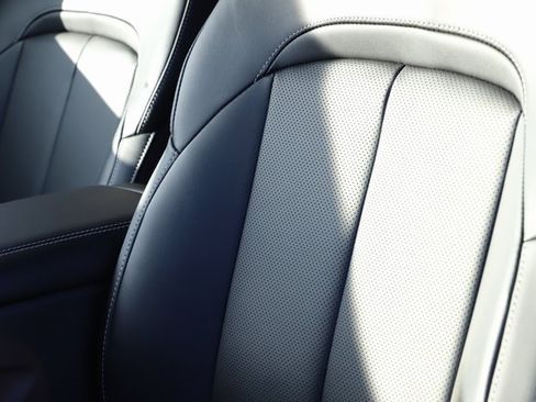 New 2025 Jeep Grand Cherokee Limited image 12