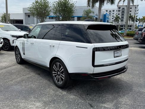 Used 2025 Land Rover Range Rover Long Wheelbase SE AWD/4WD image 6