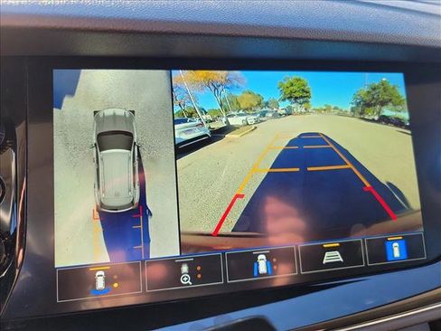 Used 2023 Buick Envision Avenir image 23