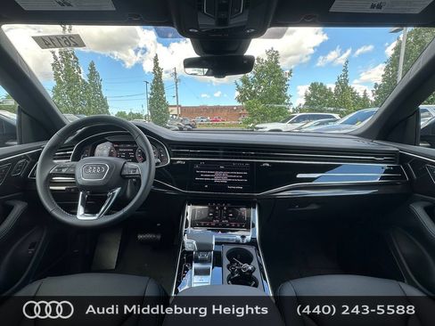 Used 2026 Audi Q8 Premium Plus AWD/4WD image 25