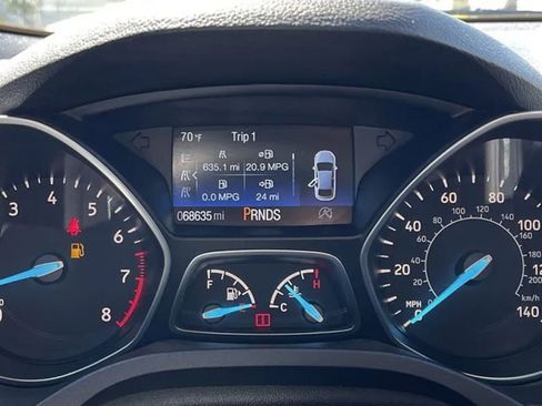 Used 2019 Ford Escape SEL image 28