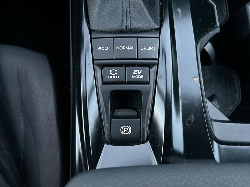 Certified 2025 Toyota Camry LE w/ Convenience Package FWD image 34