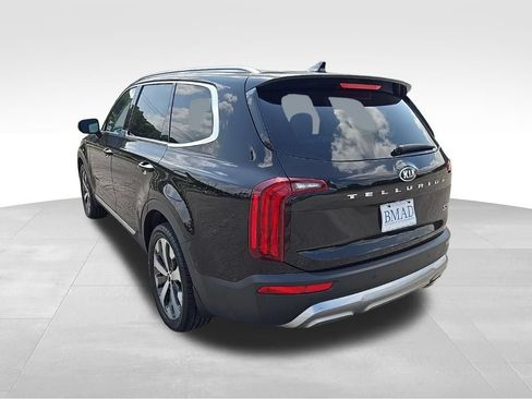 Used 2021 Kia Telluride S FWD image 14