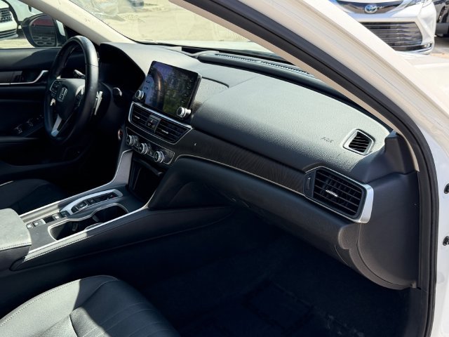 Used 2020 Honda Accord Touring image 19