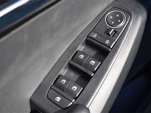 New 2026 Kia Seltos S image 19