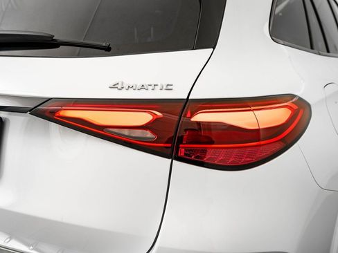 New 2026 Mercedes-Benz GLC 300 4MATIC image 17