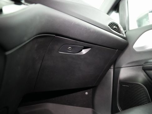 Used 2019 Chrysler Pacifica Limited w/ Advanced Safetytec Group image 51