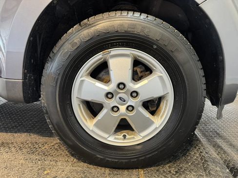 Used 2011 Ford Escape XLT FWD image 27