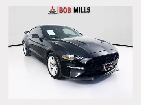 Used 2021 Ford Mustang GT w/ Black Accent Package RWD image 1