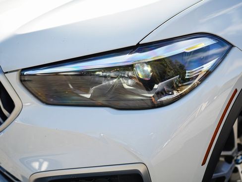 Used 2023 BMW X6 xDrive40i image 3