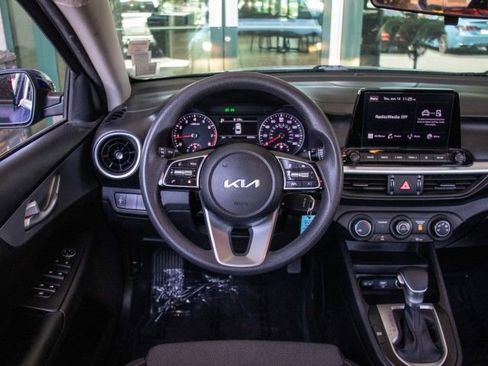 Used 2023 Kia Forte LXS FWD image 12
