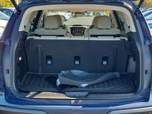 Certified 2025 Subaru Ascent Limited image 12