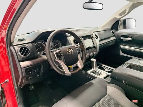 Used 2014 Toyota Tundra SR5 w/ SR5 Upgrade Package AWD/4WD image 8
