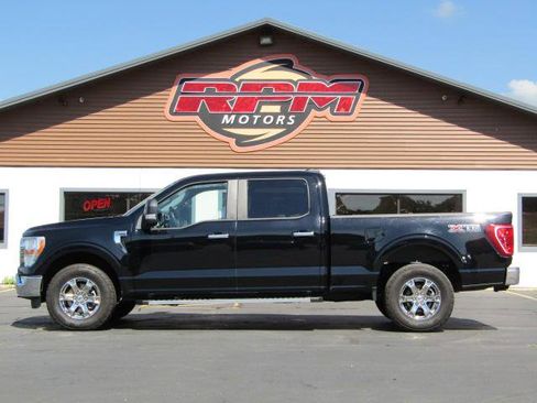 Used 2022 Ford F150 XLT w/ XTR Package image 4