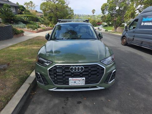 Used 2023 Audi Q5 2.0T Premium Plus w/ Premium Plus Package AWD/4WD image 2