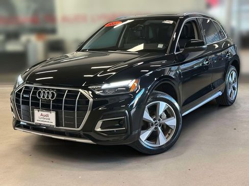 Used 2023 Audi Q5 2.0T Premium Plus w/ Premium Plus Package AWD/4WD image 2