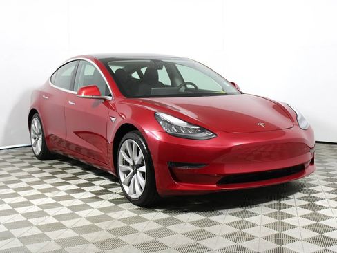 Used 2020 Tesla Model 3 Standard Range Plus image 22