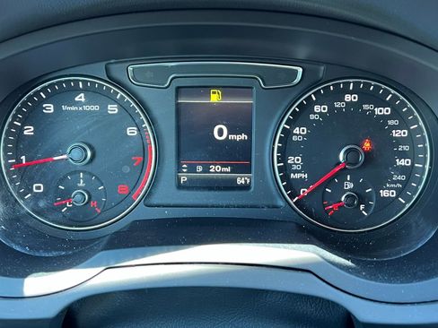 Used 2018 Audi Q3 2.0T Premium Plus w/ Premium Plus Package AWD/4WD image 19