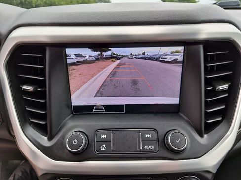 Used 2021 GMC Acadia SLE FWD image 26
