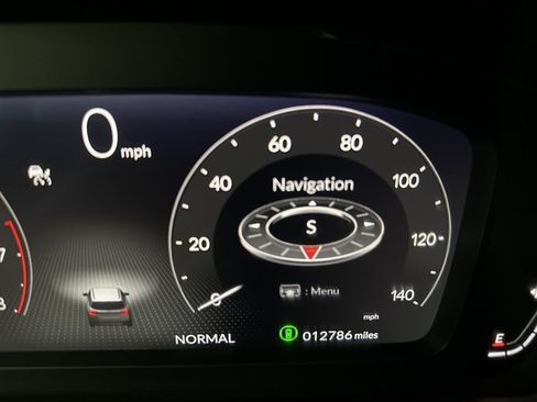 Used 2025 Honda Pilot Black Edition image 29