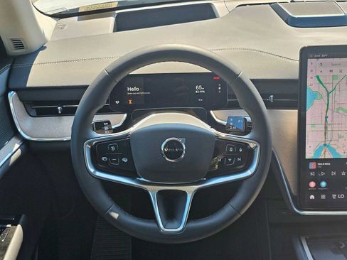 New 2025 Volvo EX90 Plus image 18