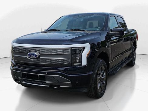 Used 2023 Ford F150 Lightning Lariat AWD/4WD image 11