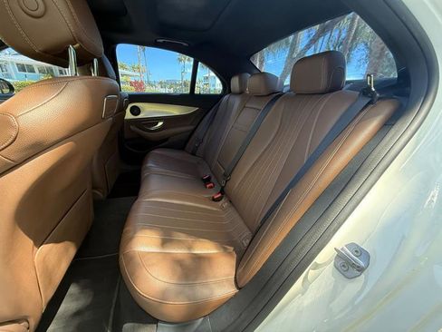 Used 2018 Mercedes-Benz E 300 image 13
