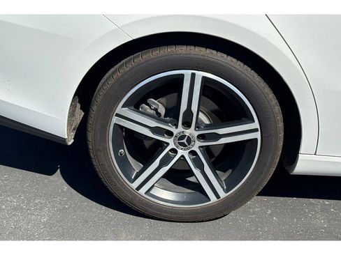 Used 2020 Mercedes-Benz CLA 250 image 7