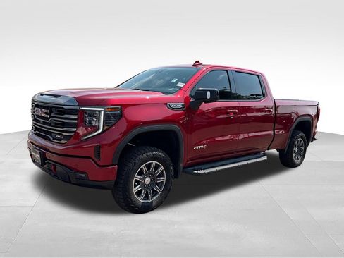 Used 2024 GMC Sierra 1500 AT4 w/ AT4 Premium Package AWD/4WD image 5