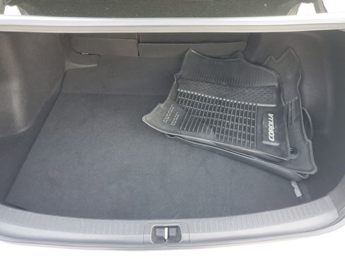 Used 2022 Toyota Corolla SE image 8