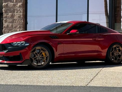 Used 2020 Ford Mustang GT Premium w/ GT Performance Package RWD image 4