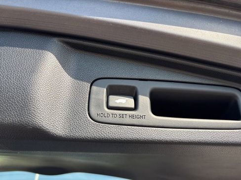 Used 2021 Honda CR-V Touring image 12