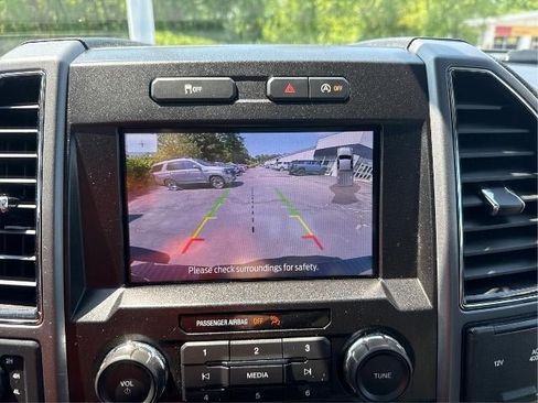 Used 2019 Ford F150 XLT w/ Equipment Group 302A Luxury AWD/4WD image 15