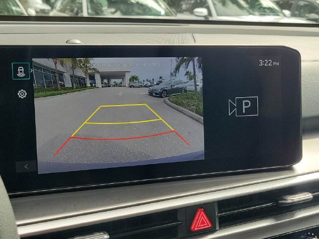Certified 2024 Kia Sorento LX FWD image 29