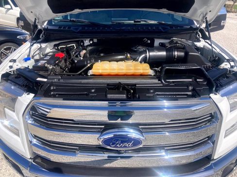 Used 2017 Ford F150 Lariat w/ Equipment Group 502A Luxury image 22