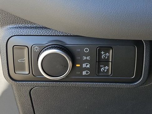 New 2026 Ford Explorer Active image 18