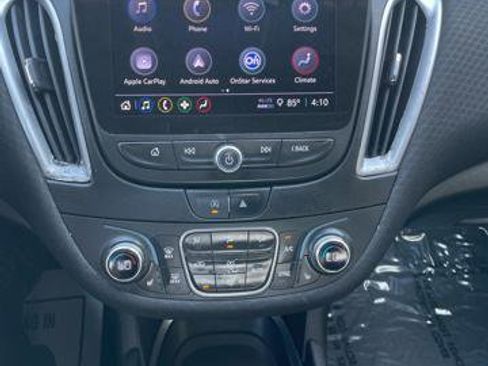 Used 2023 Chevrolet Malibu LT FWD image 24
