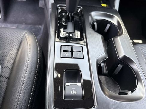 New 2026 Subaru Outback Limited AWD/4WD image 33