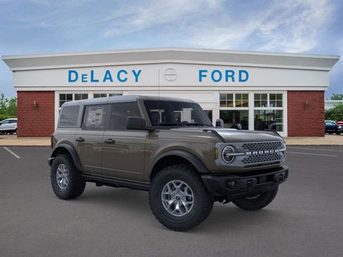 New 2025 Ford Bronco Badlands image 7