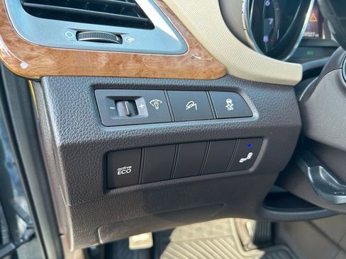 Used 2014 Hyundai Santa Fe Sport w/ Premium Equipment Package 03 image 18