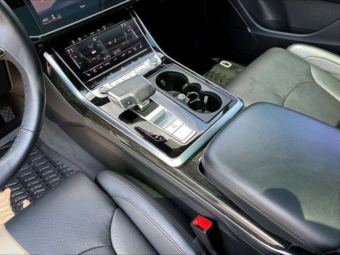 Used 2023 Audi Q7 3.0T Prestige w/ Prestige Package AWD/4WD image 19