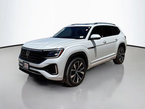 Used 2024 Volkswagen Atlas SEL Premium R-Line AWD/4WD image 3