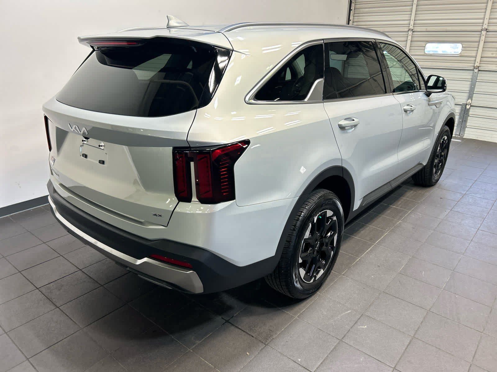 Used 2026 Kia Sorento S AWD/4WD image 3